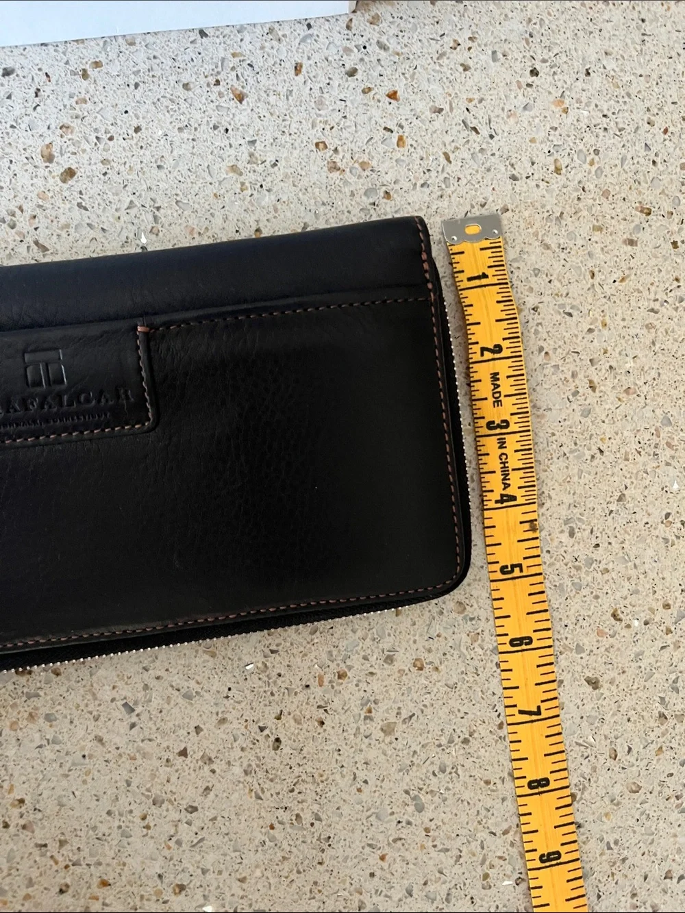 Trafalgar Black Leather Folded Travel Wallet with Contrast Stitching. NWT
